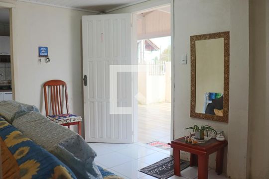 Sala de casa à venda com 2 quartos, 160m² em Feitoria, São Leopoldo