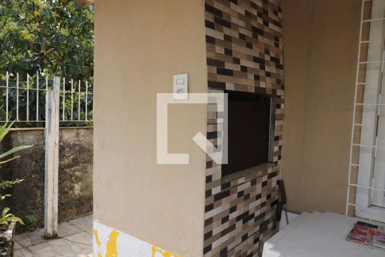 Churrasqueira de casa à venda com 2 quartos, 160m² em Feitoria, São Leopoldo