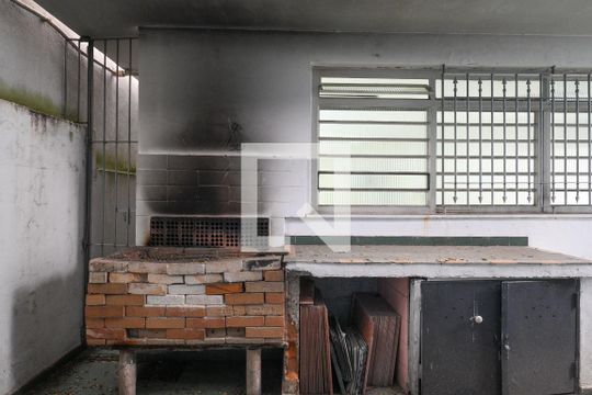 Área comum de casa à venda com 3 quartos, 311m² em Jardim da Saúde, São Paulo