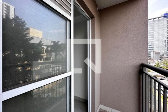 Sacada de apartamento para alugar com 1 quarto, 28m² em Jardim Caravelas, São Paulo