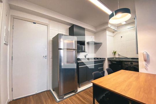 Quarto 1 de apartamento para alugar com 2 quartos, 33m² em Butantã, São Paulo