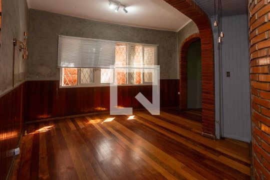 Apartamento para alugar com 3 quartos, 96m² em Moinhos de Vento, Porto Alegre