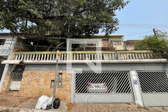 Fachada de casa à venda com 5 quartos, 370m² em Jardim Maria Luiza, São Paulo