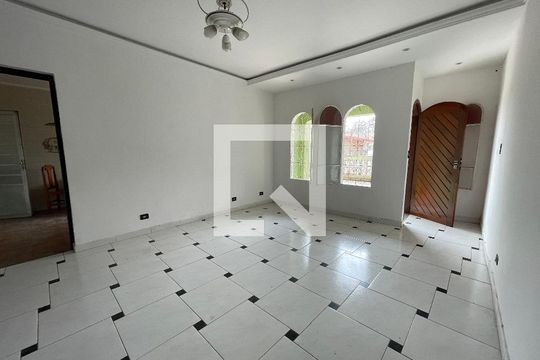 Casa à venda com 5 quartos, 370m² em Jardim Maria Luiza, São Paulo