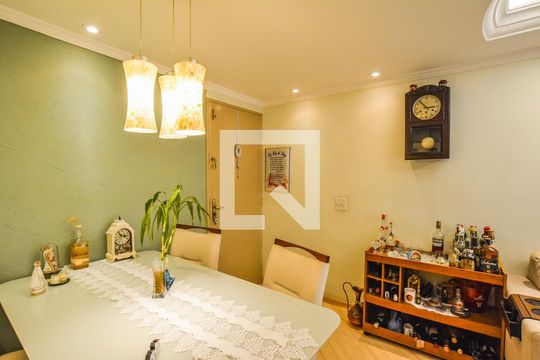 Sala de Jantar de apartamento à venda com 2 quartos, 49m² em Vila Lutécia, Santo André