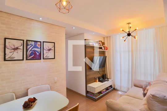 Apartamento à venda com 2 quartos, 47m² em Quinta da Paineira, São Paulo