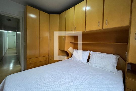 Quarto 1 de apartamento para alugar com 2 quartos, 60m² em Saúde, São Paulo