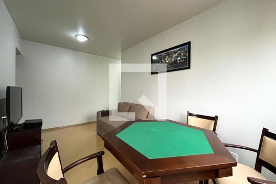 Sala de apartamento para alugar com 2 quartos, 60m² em Saúde, São Paulo