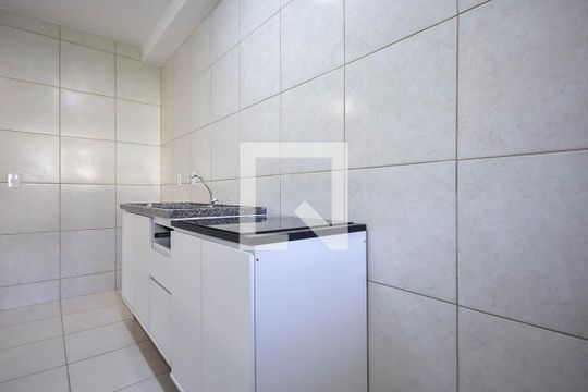 Cozinha de apartamento à venda com 1 quarto, 35m² em Jardim Ampliação, São Paulo