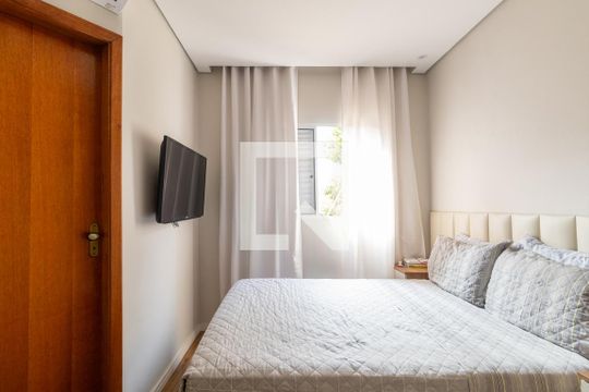 Suíte 1 de casa de condomínio para alugar com 2 quartos, 70m² em Parque Cruzeiro do Sul, São Paulo
