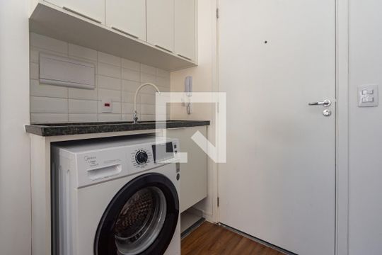 Studio de kitnet/studio para alugar com 1 quarto, 26m² em Vila Guarani (zona Sul), São Paulo