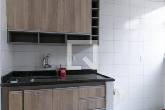 Cozinha de apartamento para alugar com 3 quartos, 85m² em Padre Eustáquio, Belo Horizonte
