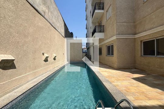 Área comum - Piscina de apartamento para alugar com 2 quartos, 34m² em Jardim Itacolomi, São Paulo