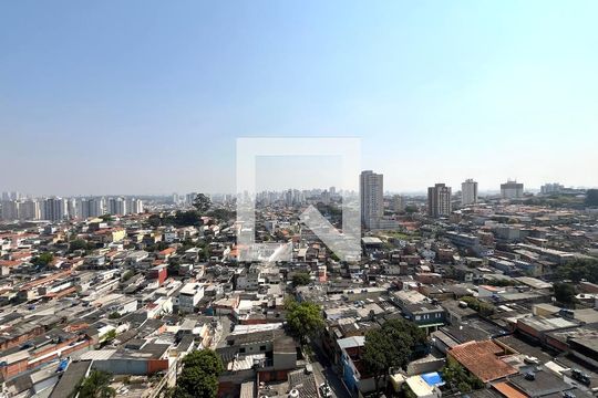 Vista do Quarto 1 de apartamento para alugar com 2 quartos, 34m² em Jardim Itacolomi, São Paulo