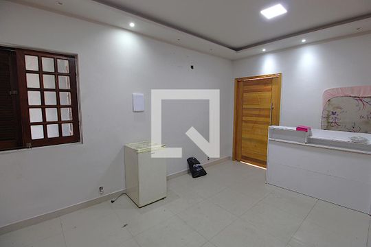 Apartamento para alugar com 2 quartos, 75m² em Cascadura, Rio de Janeiro