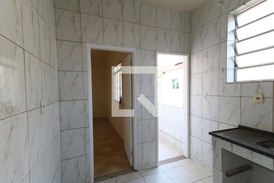 Cozinha de apartamento para alugar com 2 quartos, 65m² em Abolição, Rio de Janeiro