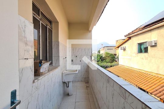 Área de Serviço de apartamento para alugar com 2 quartos, 65m² em Abolição, Rio de Janeiro