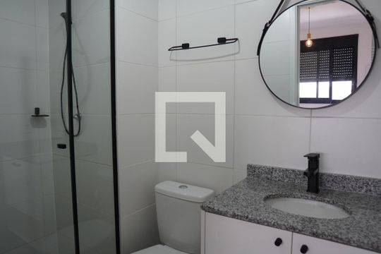 Banheiro da Suíte de kitnet/studio à venda com 1 quarto, 27m² em Pinheiros, São Paulo