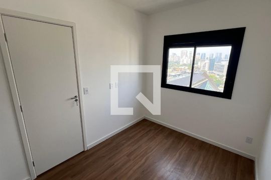 Suite de apartamento para alugar com 1 quarto, 24m² em Pinheiros, São Paulo