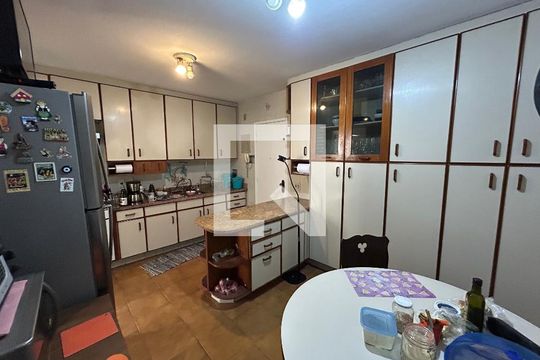 Cozinha de apartamento à venda com 3 quartos, 115m² em Engenho de Dentro, Rio de Janeiro
