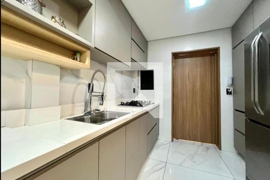 Cozinha de apartamento à venda com 3 quartos, 135m² em Paquetá, Belo Horizonte