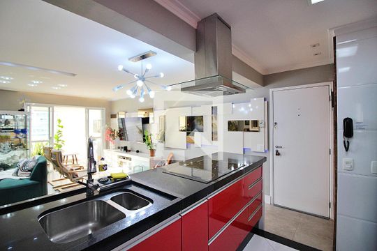 Cozinha  de apartamento à venda com 2 quartos, 91m² em Vila Lusitania, São Bernardo do Campo