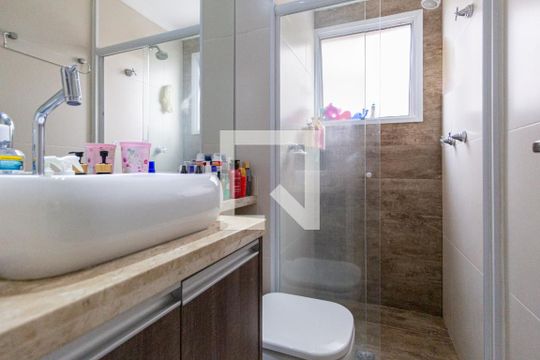 Banheiro de apartamento à venda com 2 quartos, 88m² em Jardim Roberto, Osasco