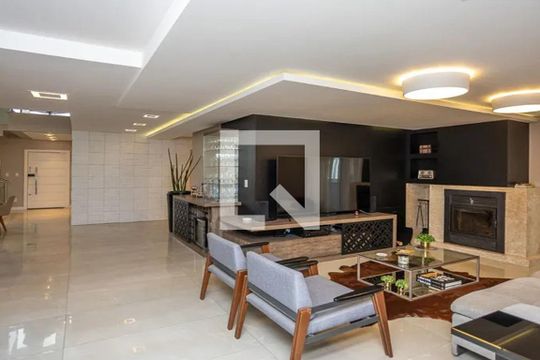 Sala de casa de condomínio à venda com 3 quartos, 337m² em São José, São Leopoldo