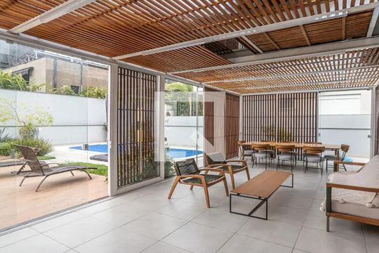 Área comum de casa de condomínio à venda com 3 quartos, 337m² em São José, São Leopoldo