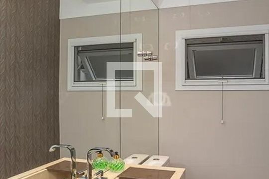 Lavabo de casa de condomínio à venda com 3 quartos, 337m² em São José, São Leopoldo