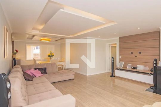Casa à venda com 4 quartos, 303m² em Cristo Rei, São Leopoldo