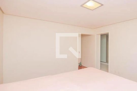Quarto 2 de casa à venda com 4 quartos, 303m² em Cristo Rei, São Leopoldo