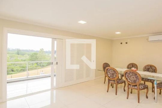Copa de casa à venda com 4 quartos, 303m² em Cristo Rei, São Leopoldo