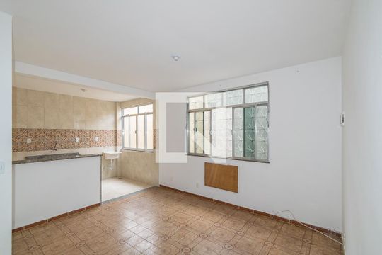 Apartamento para alugar com 2 quartos, 60m² em Brás de Pina, Rio de Janeiro