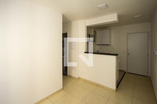 Sala de apartamento para alugar com 2 quartos, 36m² em Jardim Adutora, São Paulo