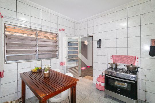 Cozinha de casa à venda com 3 quartos, 180m² em Conceição, Osasco
