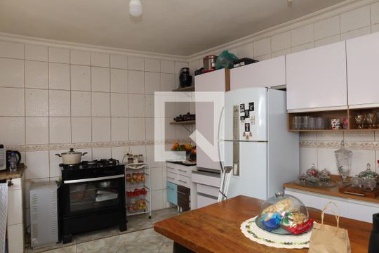 Cozinha de casa à venda com 3 quartos, 260m² em Jardim Casa Pintada, São Paulo