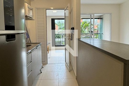Cozinha de apartamento para alugar com 2 quartos, 67m² em Green Valley, Barueri
