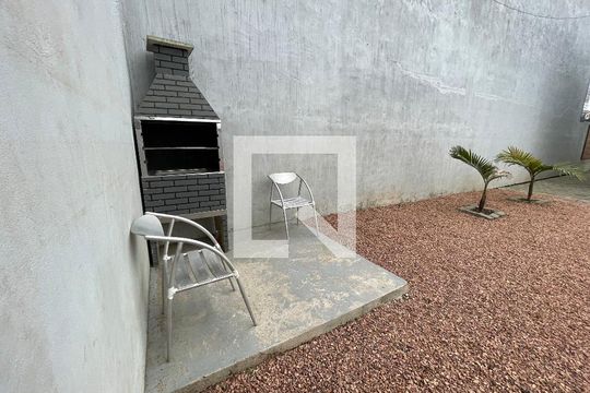 Área Externa de casa para alugar com 1 quarto, 33m² em Santos Dumont, São Leopoldo