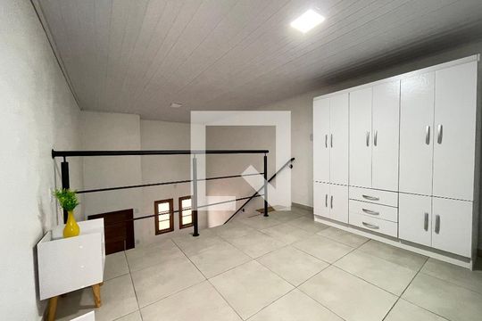 Quarto 1 de casa para alugar com 1 quarto, 33m² em Santos Dumont, São Leopoldo