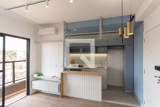 Sala de apartamento para alugar com 1 quarto, 34m² em Parque Industrial, Campinas