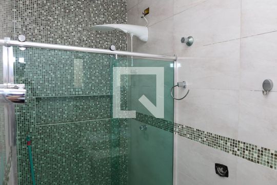 Banheiro de casa para alugar com 3 quartos, 280m² em Limoeiro, São Paulo
