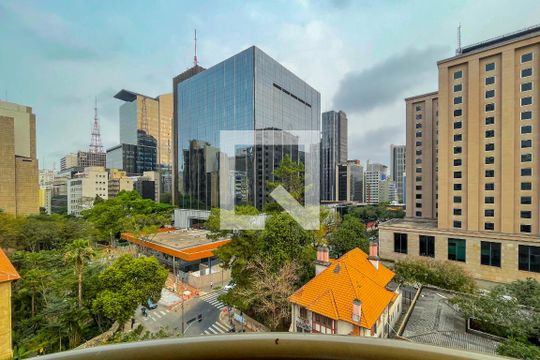 Varanda de casa para alugar com 1 quarto, 51m² em Bela Vista, São Paulo