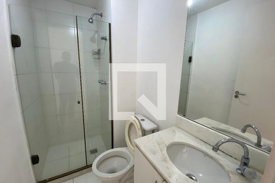 Banheiro do Quarto 3 de apartamento à venda com 3 quartos, 66m² em Cachambi, Rio de Janeiro