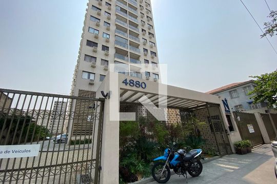 Fachada de apartamento à venda com 3 quartos, 66m² em Cachambi, Rio de Janeiro