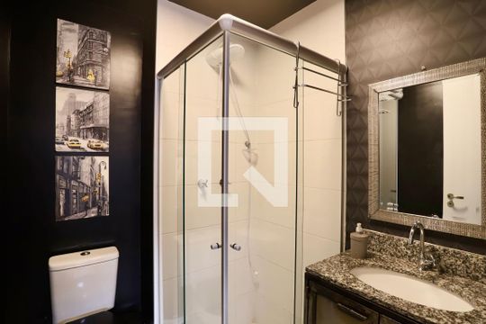 Banheiro de apartamento à venda com 1 quarto, 19m² em Brás, São Paulo