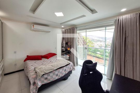 Suíte 1 de casa à venda com 5 quartos, 350m² em Rocha, São Gonçalo