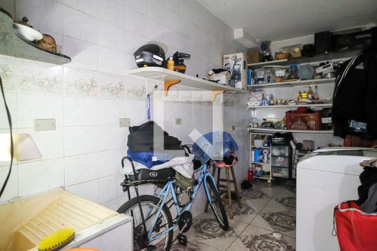 Área de serviço de casa à venda com 3 quartos, 200m² em Vila Gasparini, São Bernardo do Campo