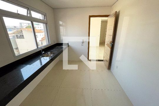 Cozinha de apartamento à venda com 3 quartos, 180m² em Jardim Industrial, Contagem