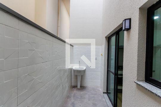 Área de Serviço de apartamento à venda com 2 quartos, 51m² em Vila Curuçá, Santo André